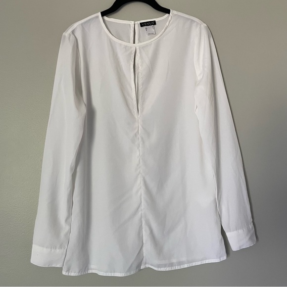 VENUS Tops - Venus Long Sleeve White Blouse